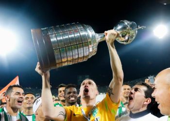 Los 77 años de Nacional, con la presencia de sus leyendas, son el punto de partida para solucionar la crisis deportiva