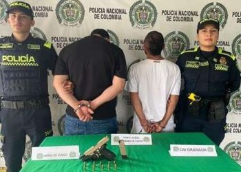 Dos individuos detenidos en Armenia por porte ilegal de armas